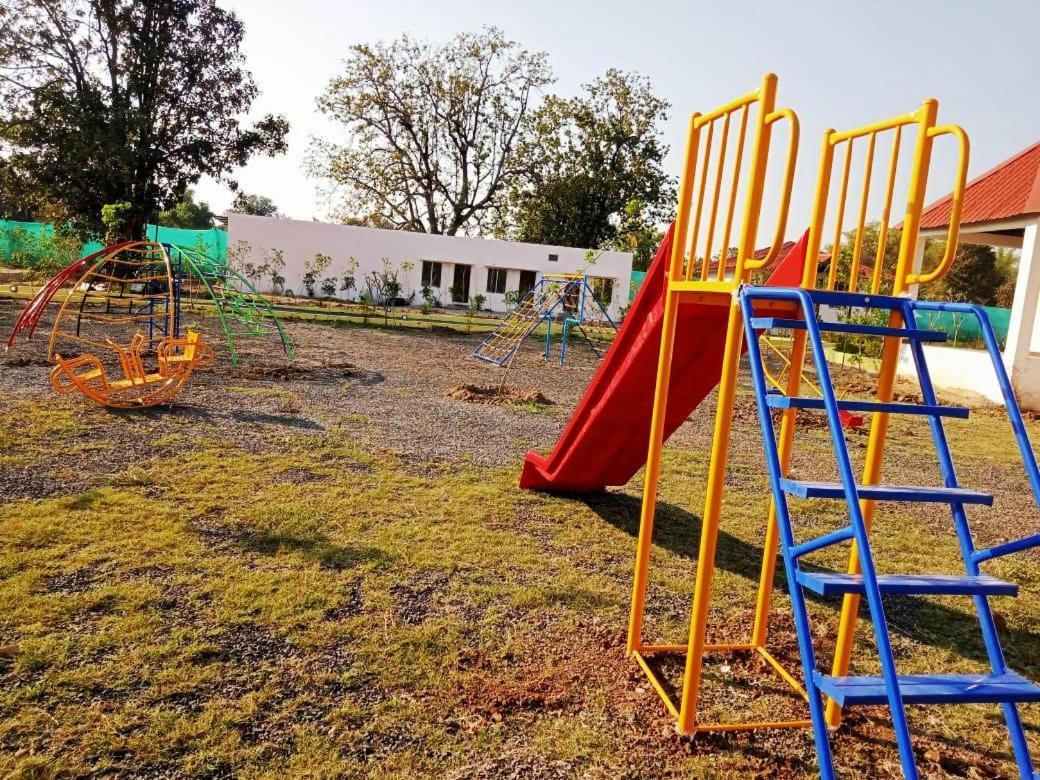 The Infinity Pench Resort Khawāsa Eksteriør bilde