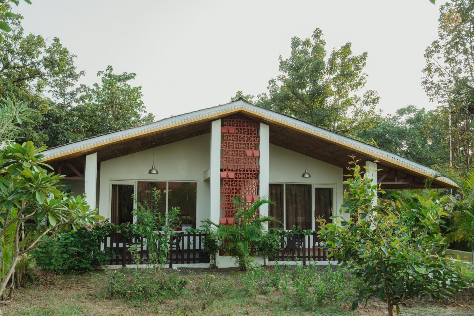 The Infinity Pench Resort Khawāsa Eksteriør bilde