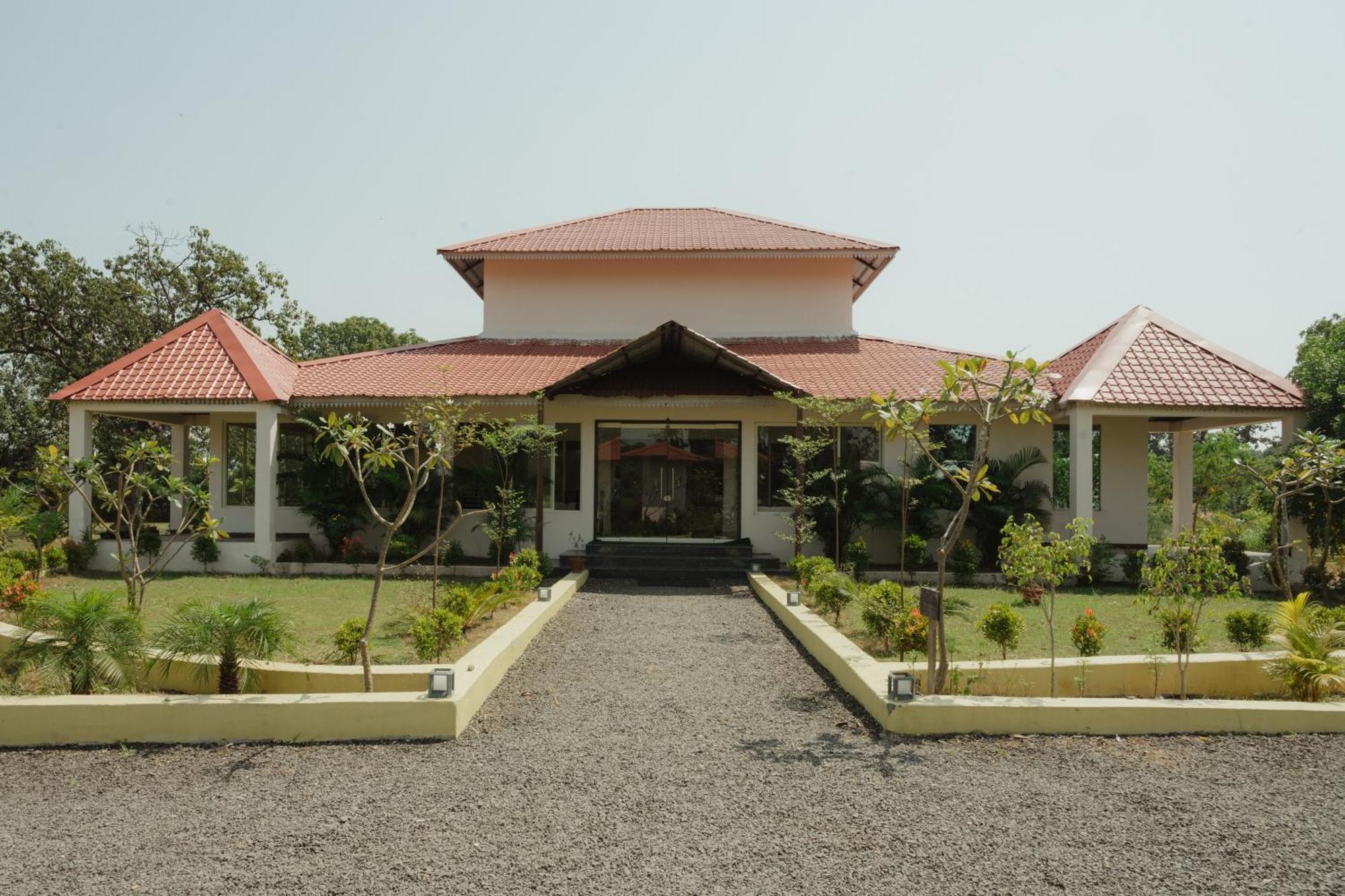 The Infinity Pench Resort Khawāsa Eksteriør bilde